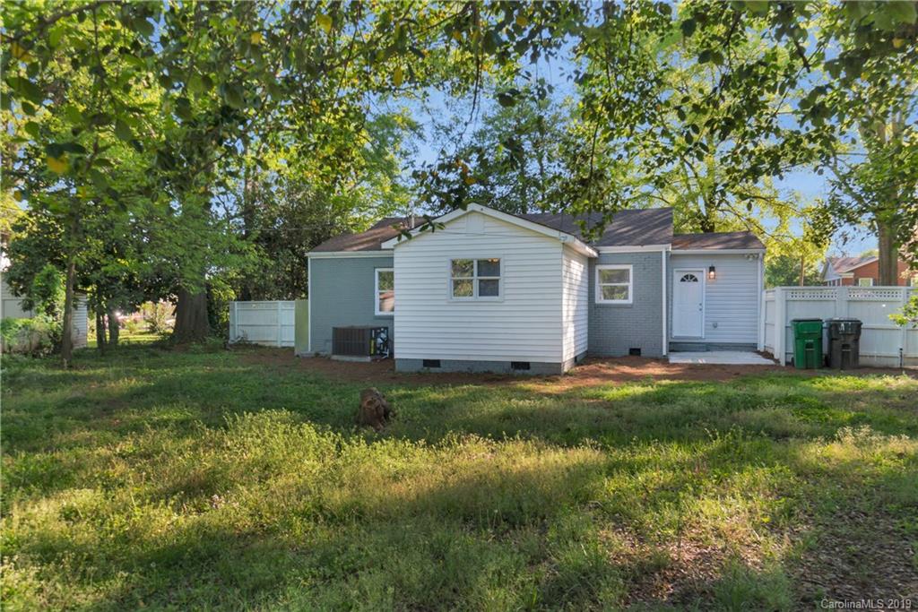 2633 Ashley Road Charlotte, NC 28208 - Photo 34 of 42 Gallery Image 34