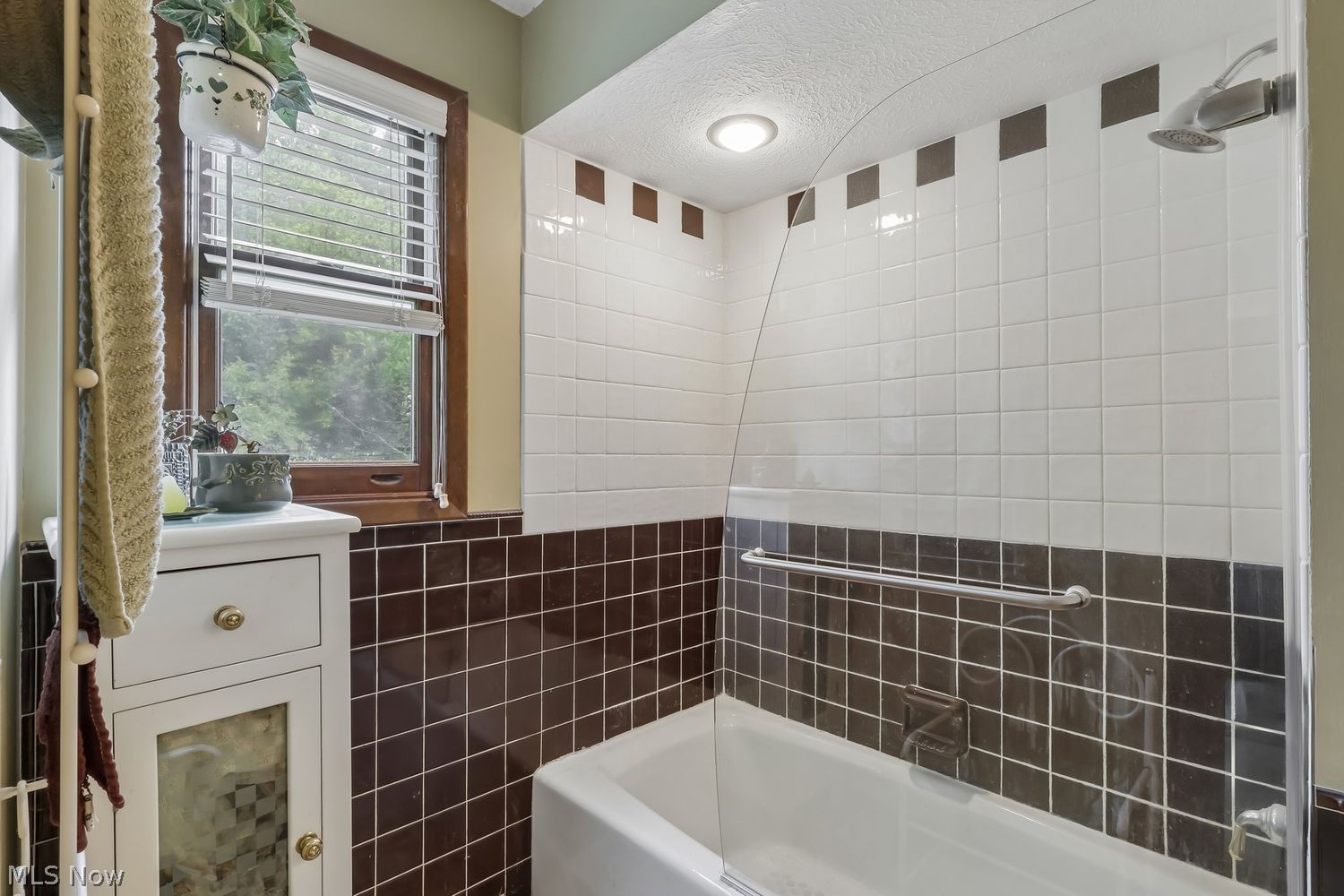 14380 Caves Road Novelty, OH 44072 - Photo 21 of 49