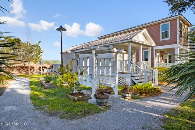 $239,500 | 2207 Government Street, Unit 13, Ocean Springs, MS 39564