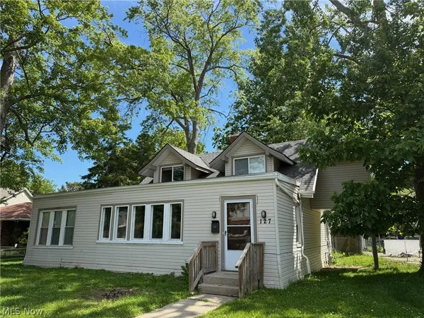 $150,000 | 127 East 270th Street, Euclid, OH 44132
