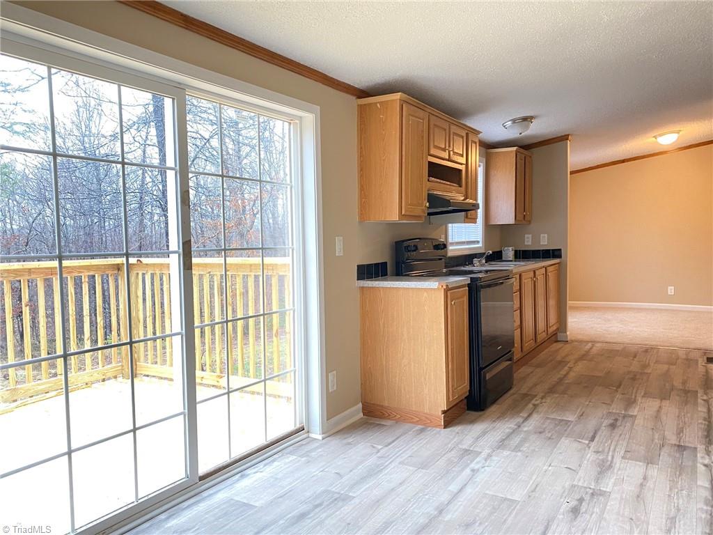 2781 Stewart Road Walnut Cove, NC 27052 - Photo 7 of 28 Gallery Image 7