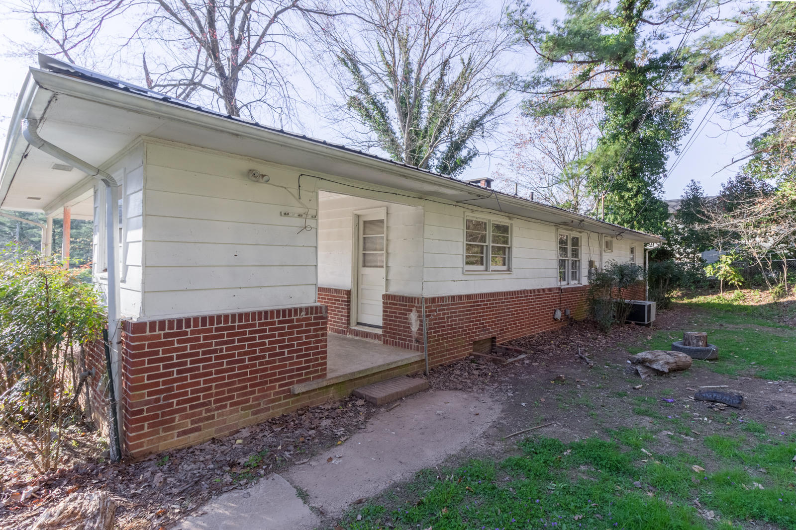 1505 Dug Gap Road Dalton, GA 30720 - Photo 4 of 18 1505 Dug Gap-4