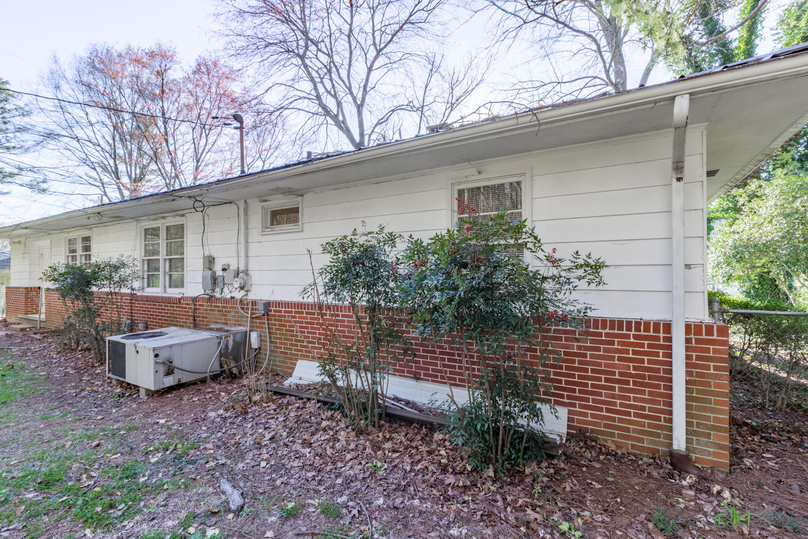 1505 Dug Gap Road Dalton, GA 30720 - Photo 5 of 18 1505 Dug Gap-5