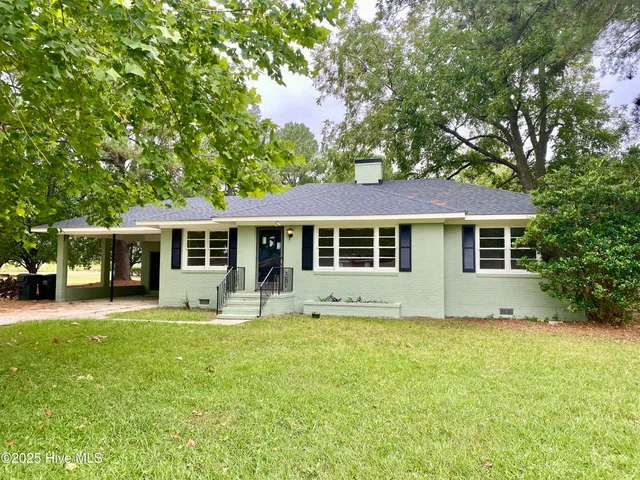 $165,000 | 652 East New Hope Road, Goldsboro, NC 27534