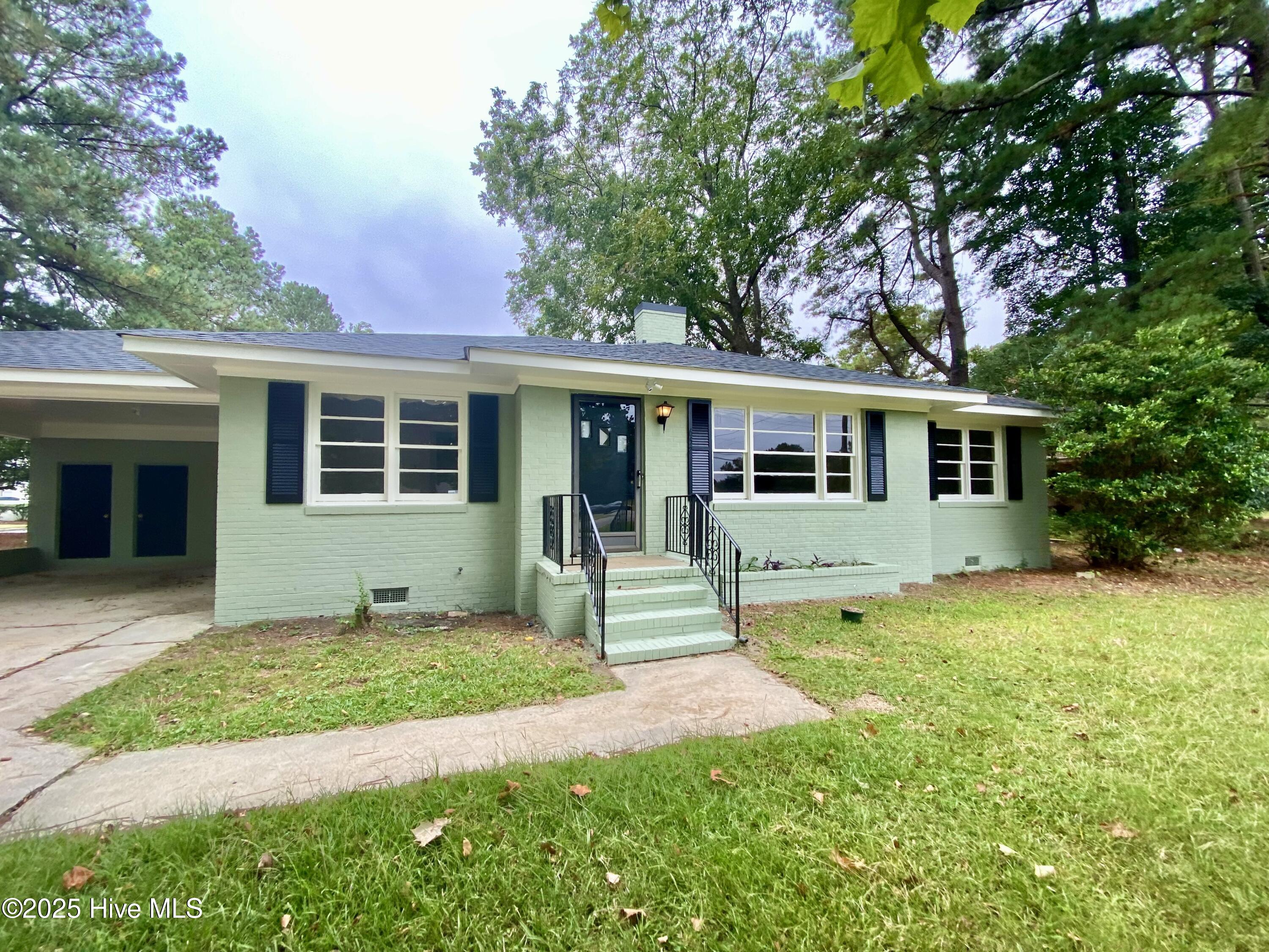 652 East New Hope Road Goldsboro, NC 27534 - Photo 4 of 6 IMG_1283