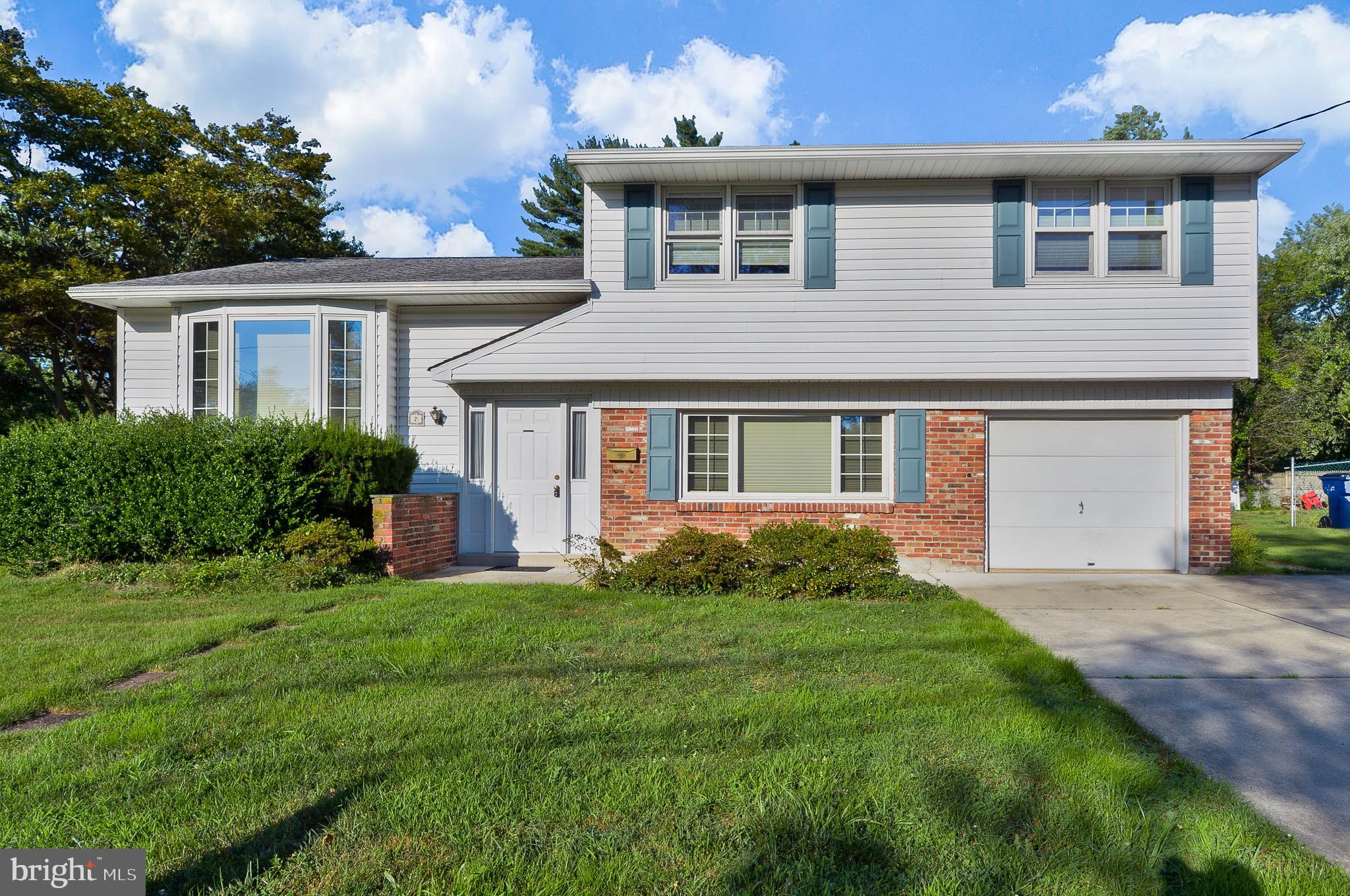 7 Saddle Ridge Road Voorhees, NJ 08043 - Photo 1 of 29