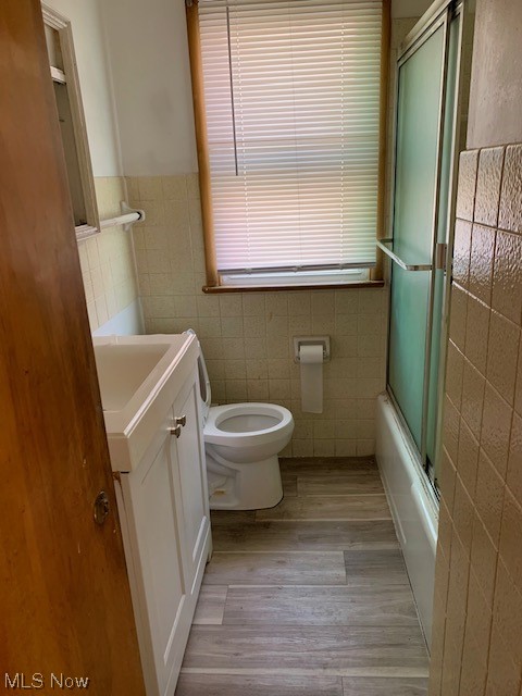 13507 Rockside Road Garfield Heights, OH 44125 - Photo 5 of 9