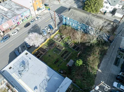 $2,999,950 | 5520 University Way Northeast, Seattle, WA 98105