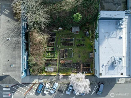 $2,999,950 | 5520 University Way Northeast, Seattle, WA 98105