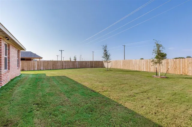 $332,000 | 721 Raylan, Springtown, TX 76082