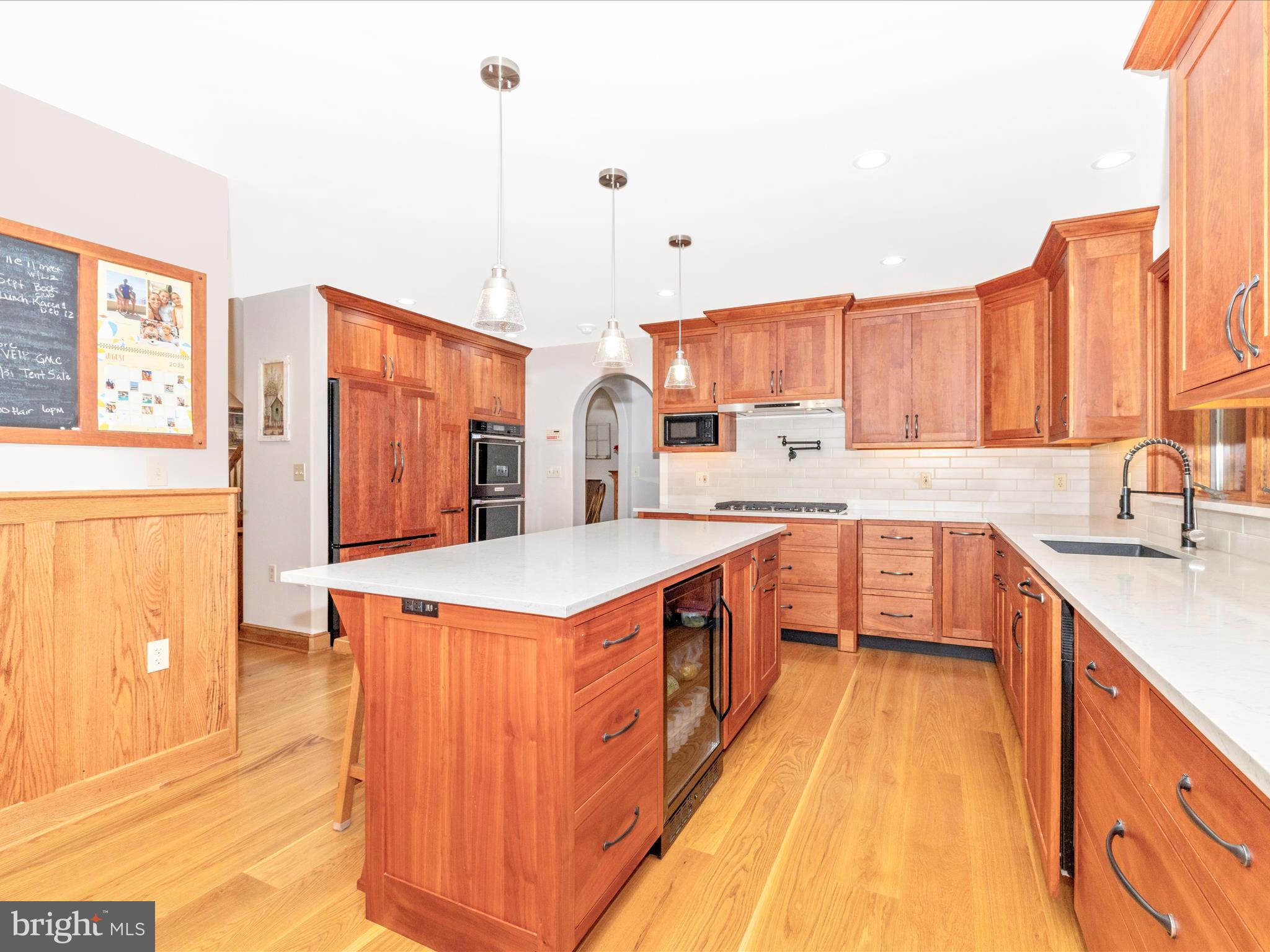4414 Mountville Road Frederick, MD 21703 - Photo 9 of 58 Double wall ovens