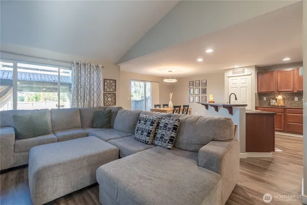$474,500 | 2149 Pleasanton Court Southeast, Lacey, WA 98503