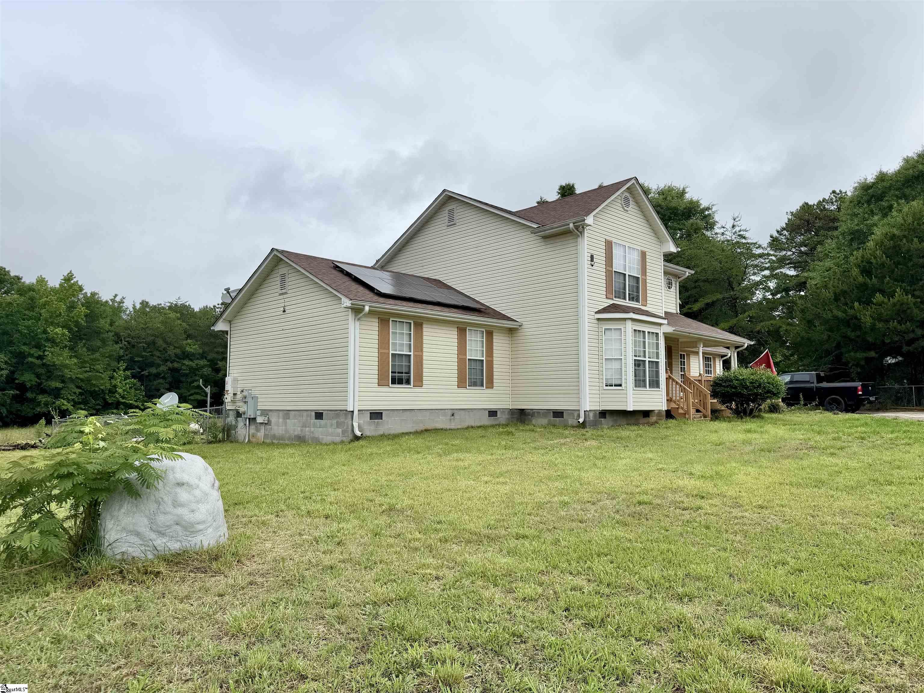 588 State Rd S-30-255 Gray Court, SC 29645 - Photo 2 of 30