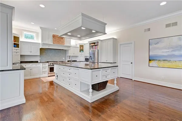 $1,650,000 | 3700 West 153rd Street, Overland Park, KS 66224