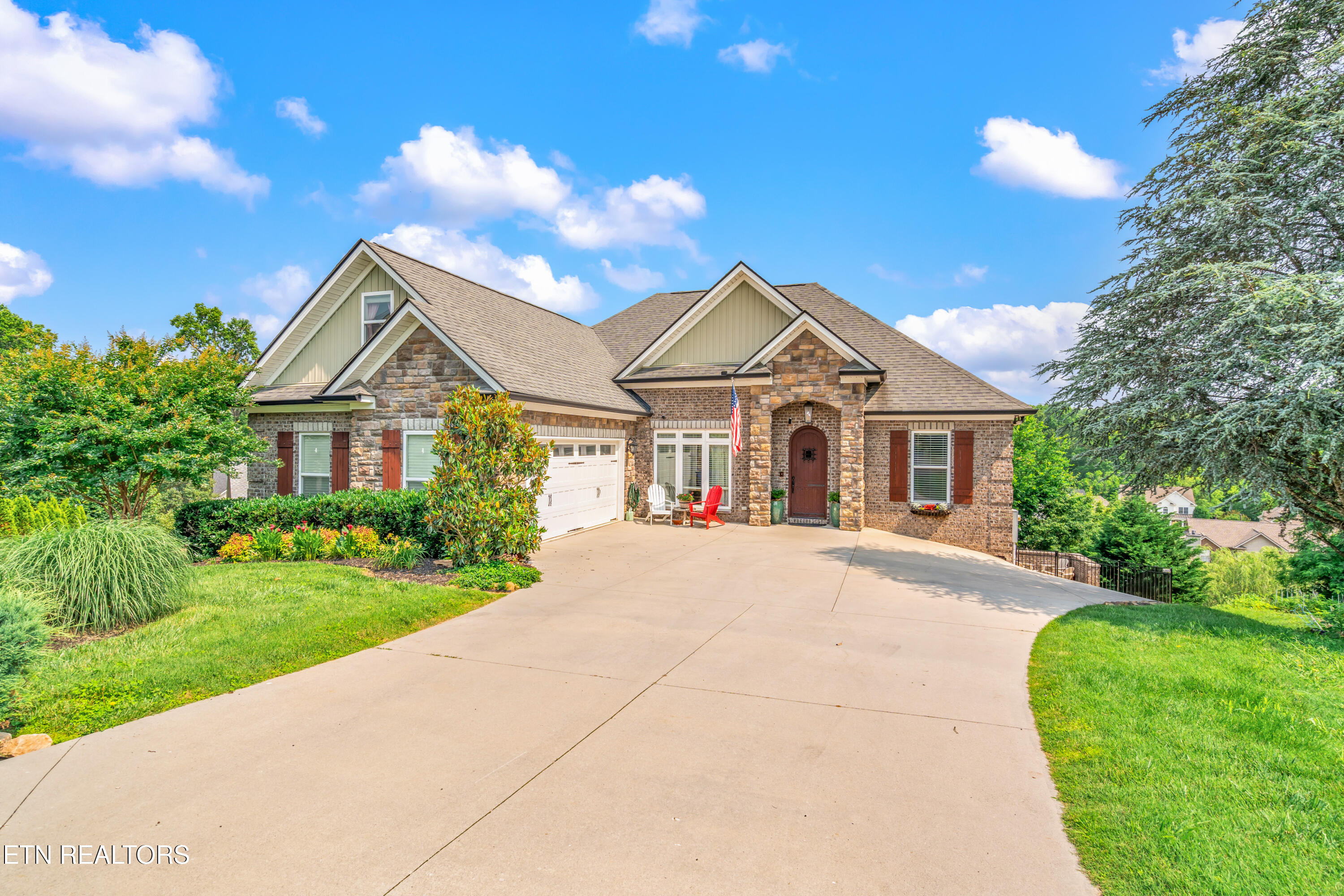 10305 Clover Ridge Lane Knoxville, TN 37931 - Photo 2 of 45 10305 Clover Ridge Lane-2