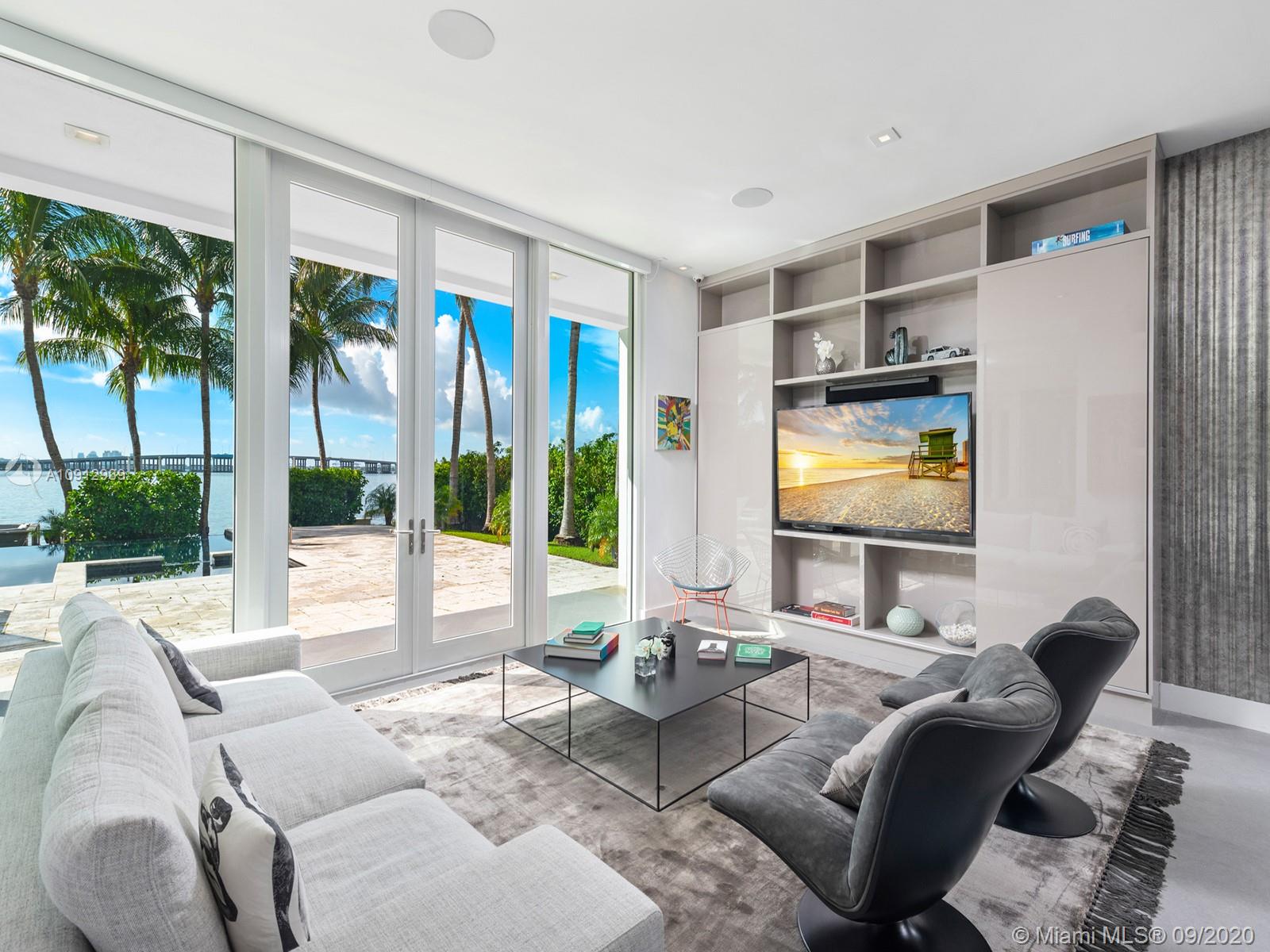 4411 Sabal Palm Road Miami, FL 33137 - Photo 5 of 30