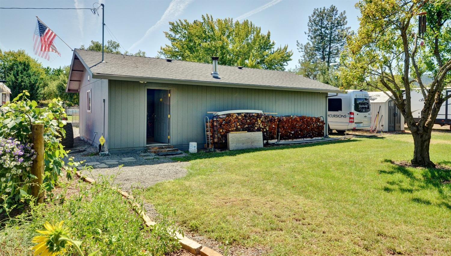 3523 Grant Road Central Point, OR 97502 - Photo 22 of 35 Additional Photo
