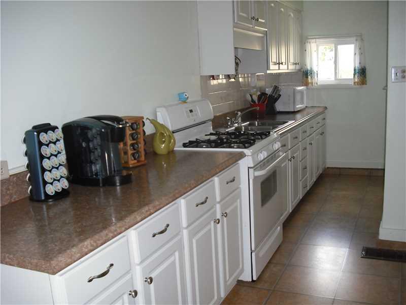 2444 Rydal Street Pittsburgh, PA 15205 - Photo 14 of 25 Kitchen.