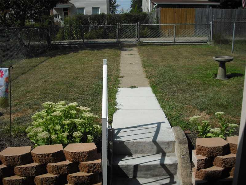 2444 Rydal Street Pittsburgh, PA 15205 - Photo 22 of 25 Yard/Garden.