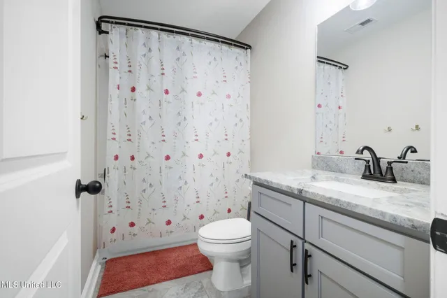 $399,900 | 5252 Watson Vw Drive, Nesbit, MS 38651