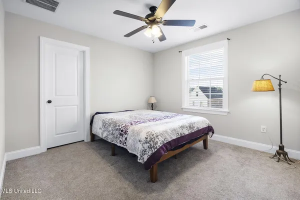 $399,900 | 5252 Watson Vw Drive, Nesbit, MS 38651