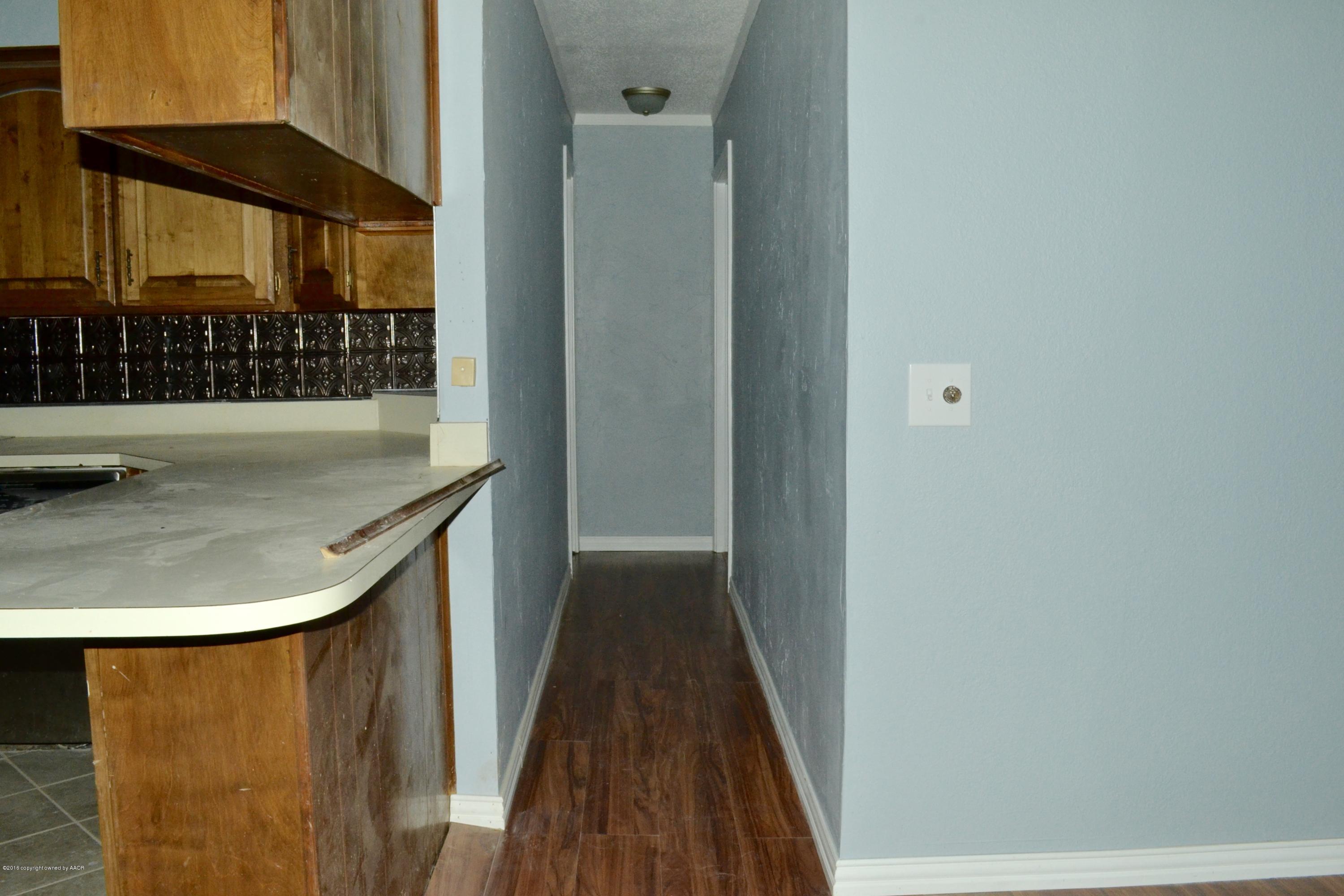 4004 South Lipscomb Street Amarillo, TX 79110 - Photo 11 of 49 a view of balcony