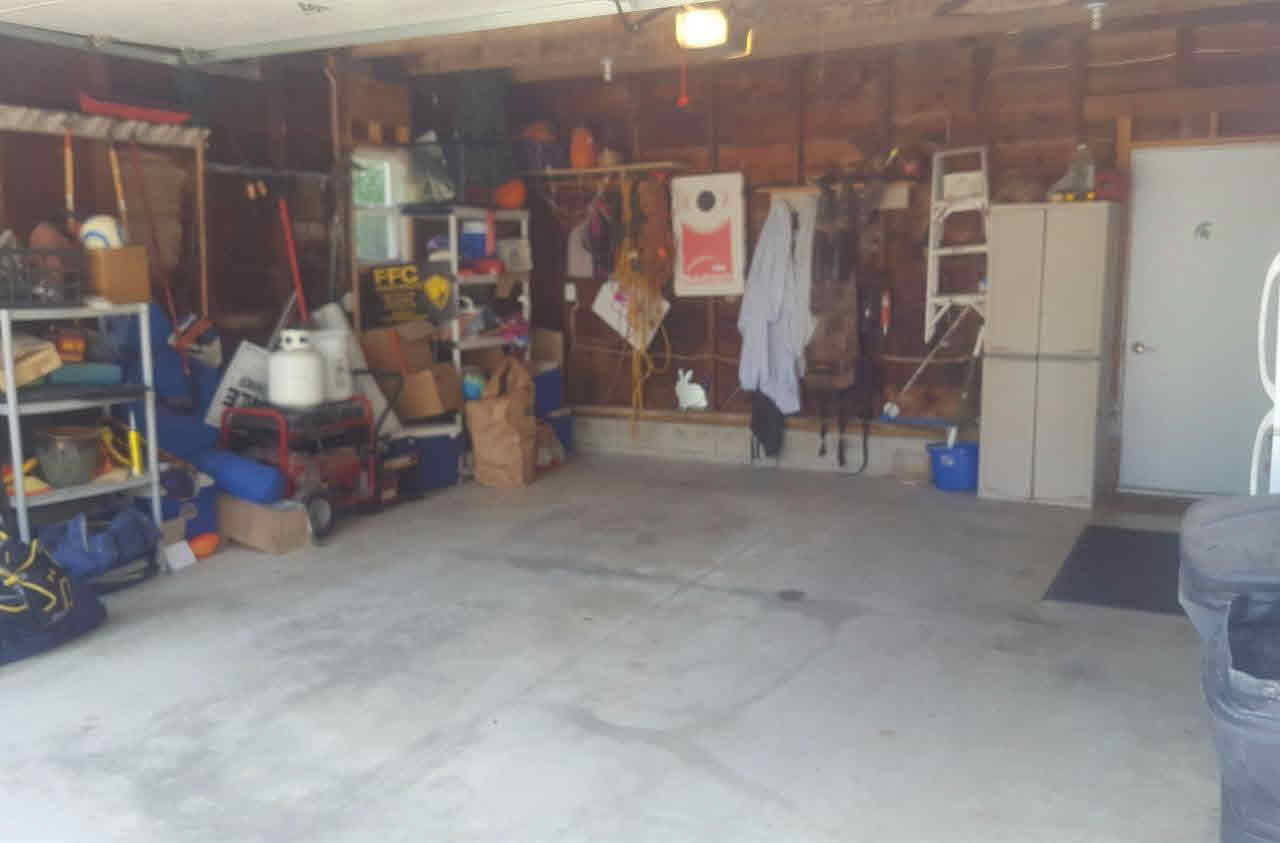 10075 Carpenter Road Flushing, MI 48433 - Photo 45 of 49 21306127-44.JPG