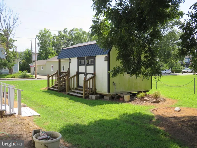 $179,900 | 108 West Main Street, Crisfield, MD 21817