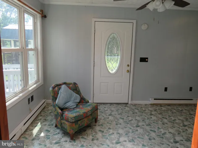 $179,900 | 108 West Main Street, Crisfield, MD 21817