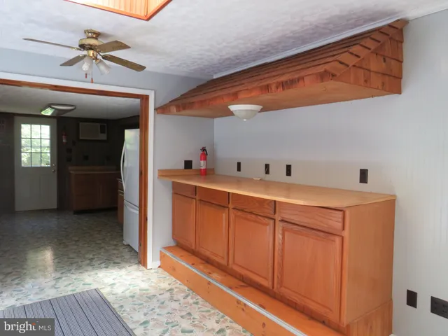 $179,900 | 108 West Main Street, Crisfield, MD 21817