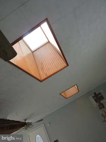 $179,900 | 108 West Main Street, Crisfield, MD 21817