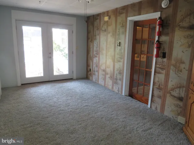 $179,900 | 108 West Main Street, Crisfield, MD 21817