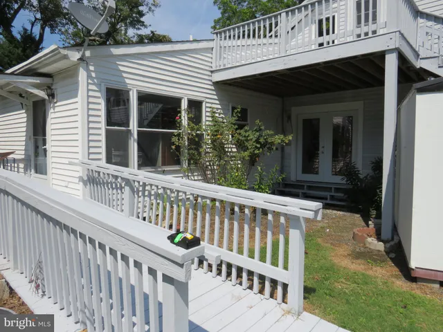 $179,900 | 108 West Main Street, Crisfield, MD 21817