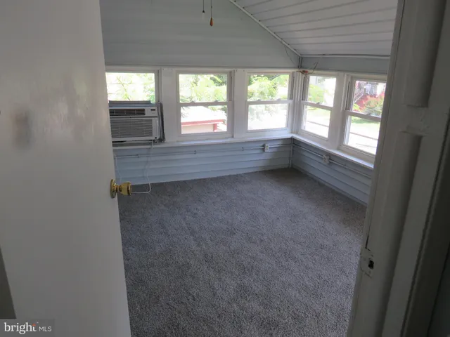 $179,900 | 108 West Main Street, Crisfield, MD 21817