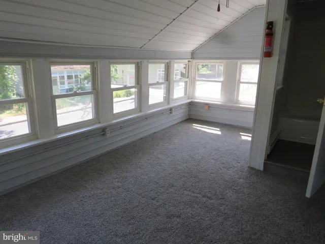 $179,900 | 108 West Main Street, Crisfield, MD 21817