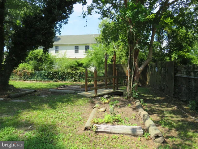 $179,900 | 108 West Main Street, Crisfield, MD 21817