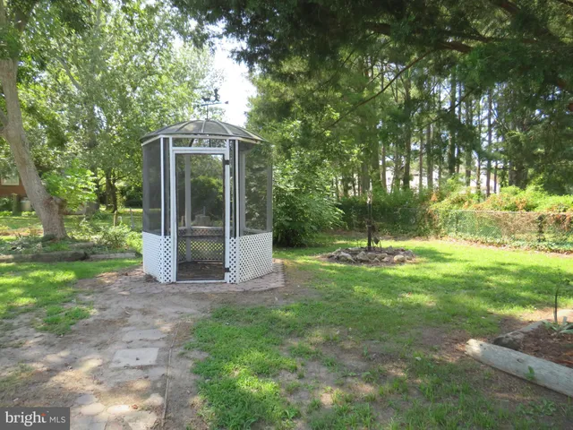 $179,900 | 108 West Main Street, Crisfield, MD 21817