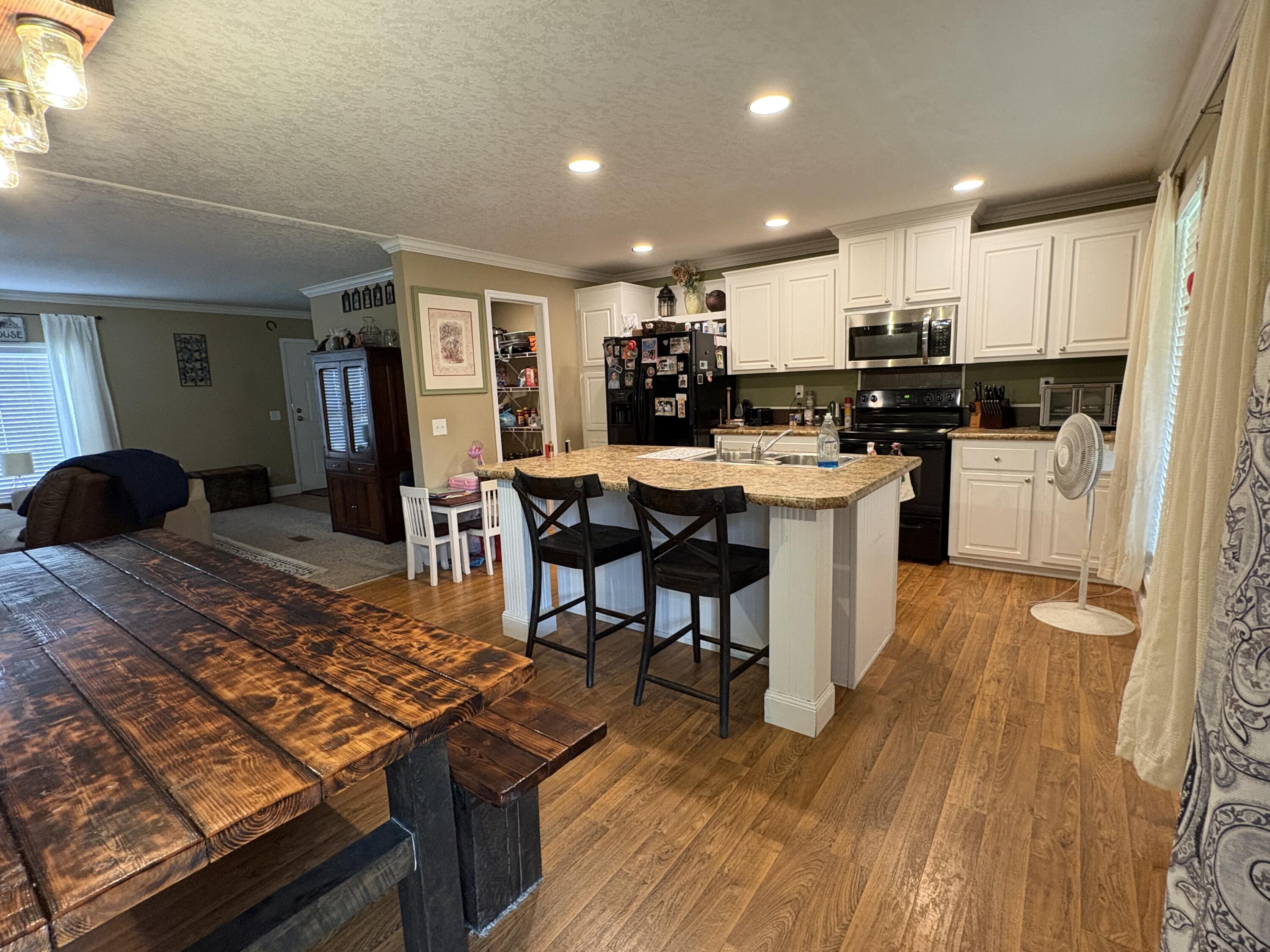 520 Springvale Road Bishopville, SC 29010 - Photo 18 of 31