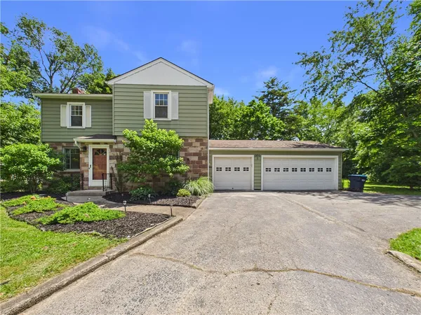 $379,900 | 2851 Elmwood Avenue, Brighton, NY 14618