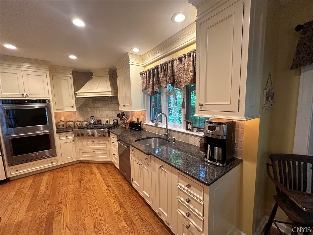 728 Maple Drive De Witt, NY 13066 - Photo 14 of 50