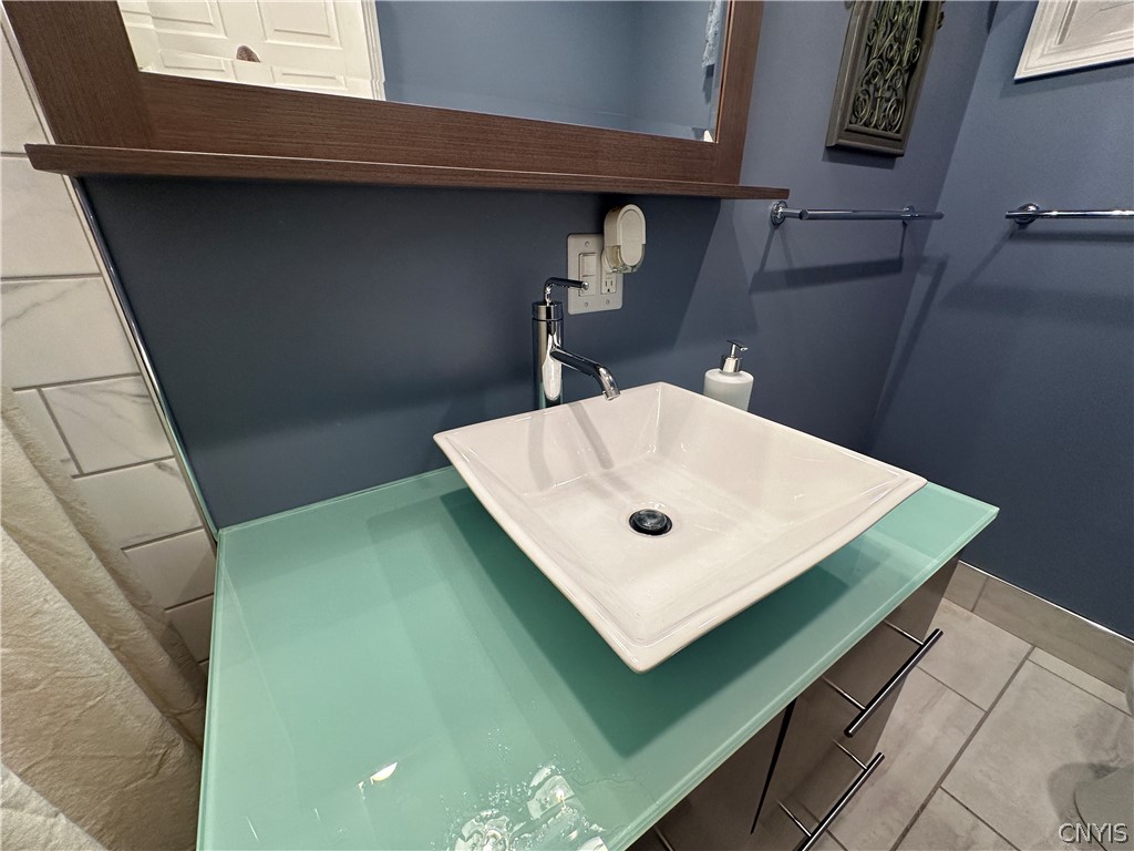 728 Maple Drive De Witt, NY 13066 - Photo 23 of 50