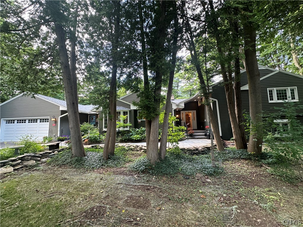 728 Maple Drive De Witt, NY 13066 - Photo 4 of 50