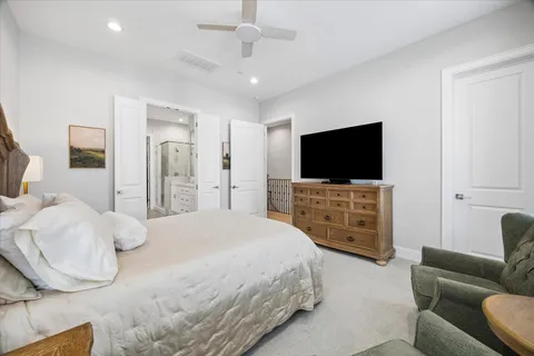 $750,000 | 966 Dunleigh Meadows Lane, Houston, TX 77055