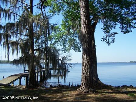 2668 Holly Point Road East Orange Park, FL 32073 - Photo 7 of 11 Waterview