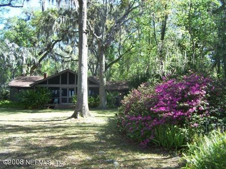 2668 Holly Point Road East Orange Park, FL 32073 - Photo 8 of 11 Back yard