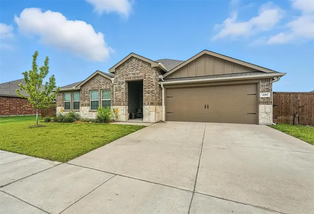 $2,200 | 135 Exploration Way, Fate, TX 75189