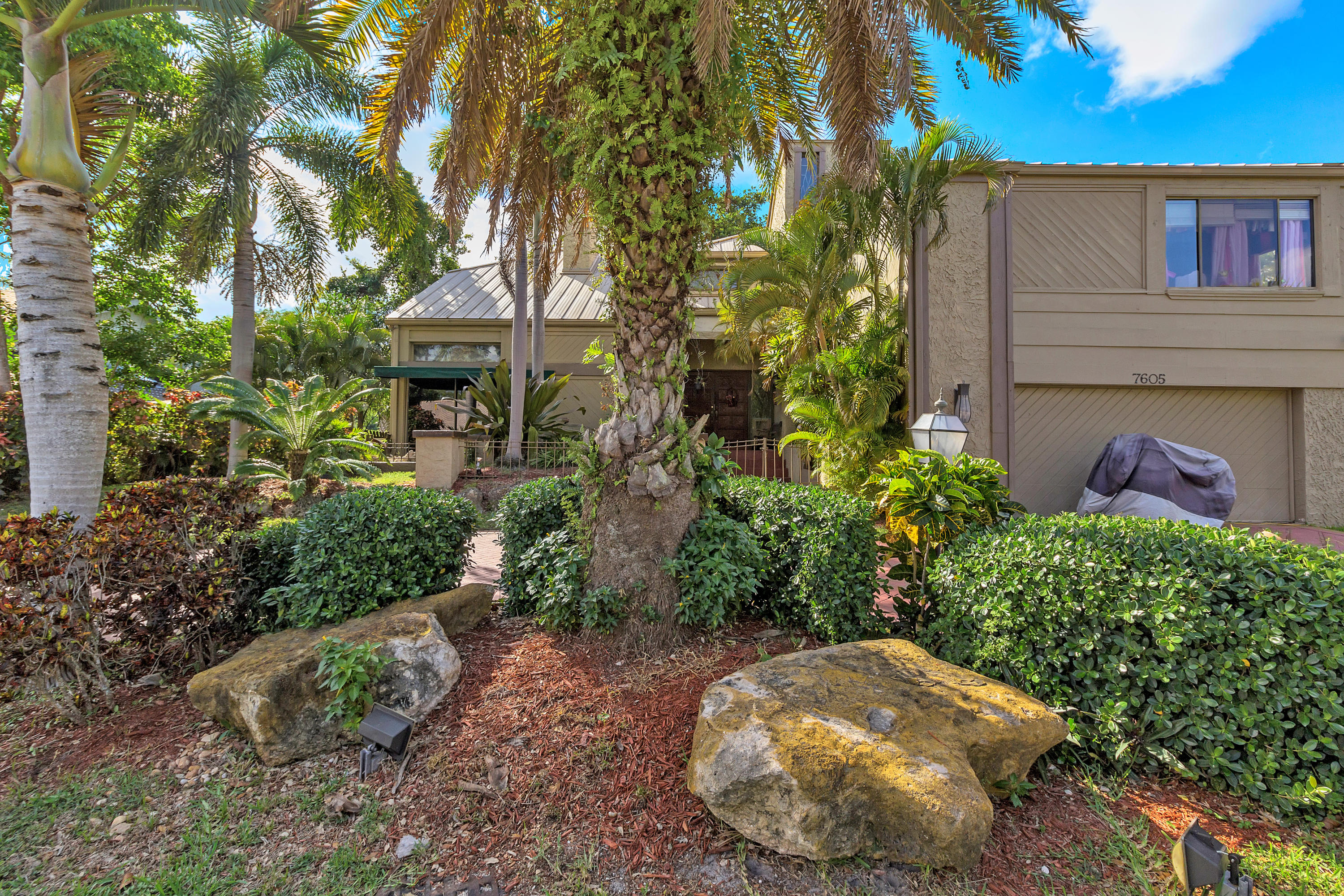 7605 Black Olive Way Fort Lauderdale, FL 33321 - Photo 3 of 33 IMG_9469