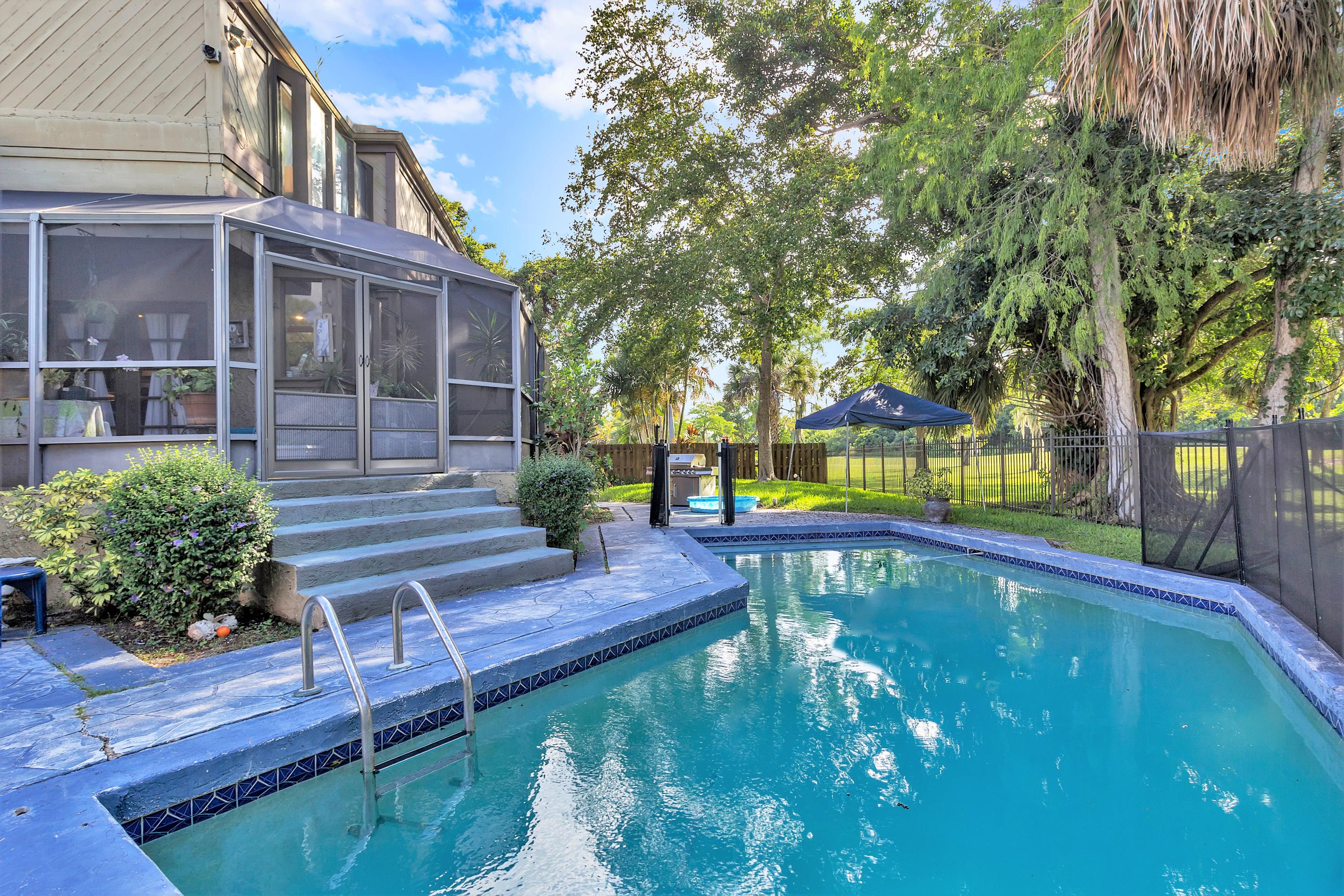 7605 Black Olive Way Fort Lauderdale, FL 33321 - Photo 33 of 33 IMG_9478