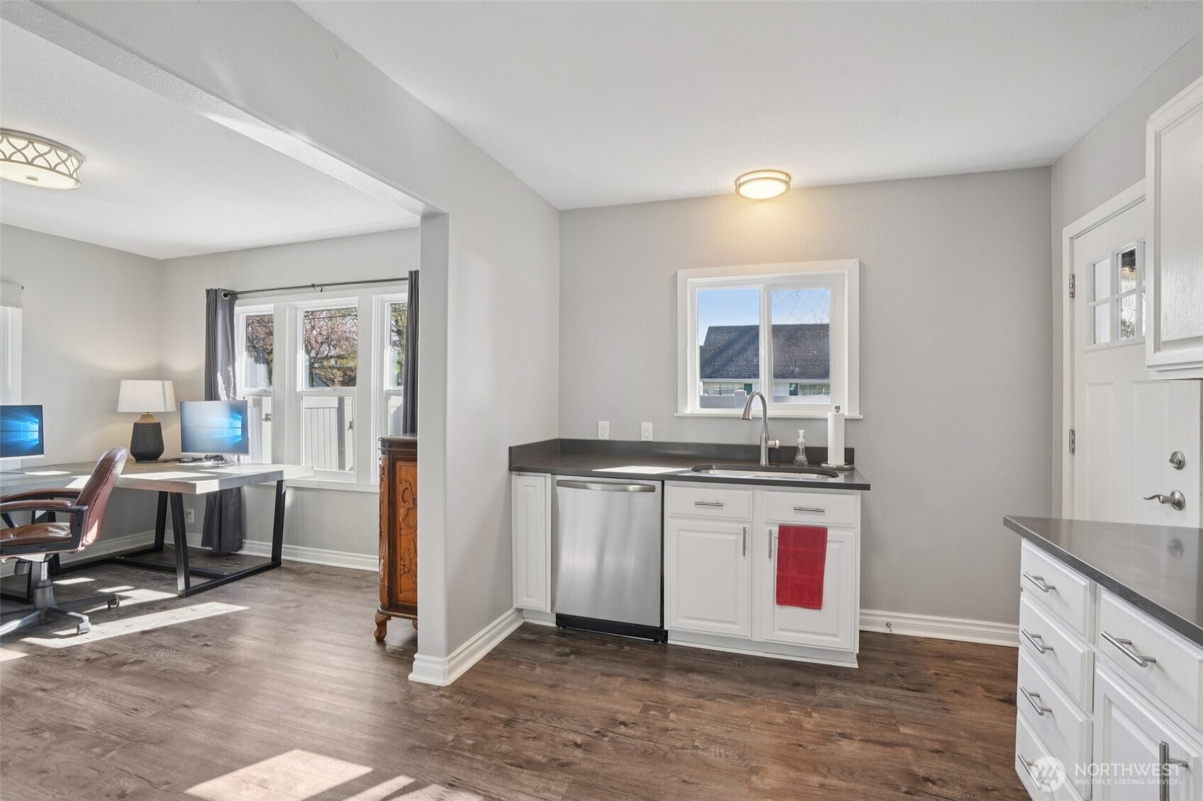 603 15th Avenue Longview, WA 98632 - Photo 12 of 39