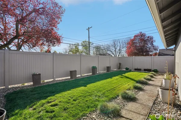 $359,000 | 603 15th Avenue, Longview, WA 98632